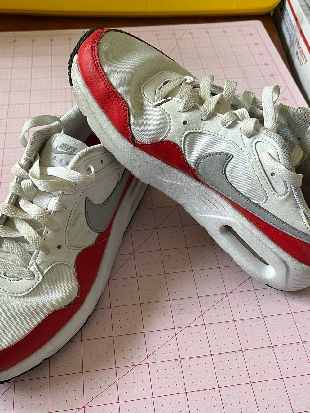 Nike Air Max SC Sneakers University Red White Gray Size 7.5